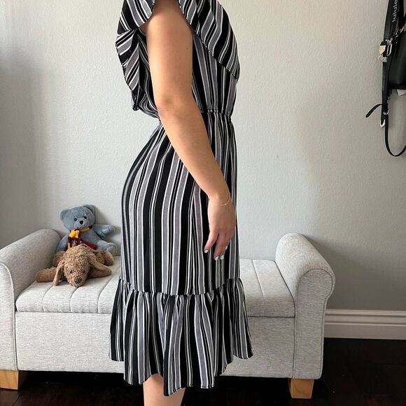 Soprano Black and White Striped Dress Size S - Picture 3 of 8